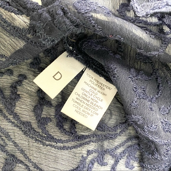 Loft Navy Sheer Lace Long Sleeve Top EUC - Picture 11 of 11